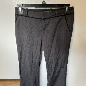 Banana Republic Slacks - Size 4P